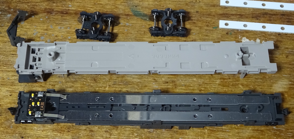 t-02.jpg t-02.jpg