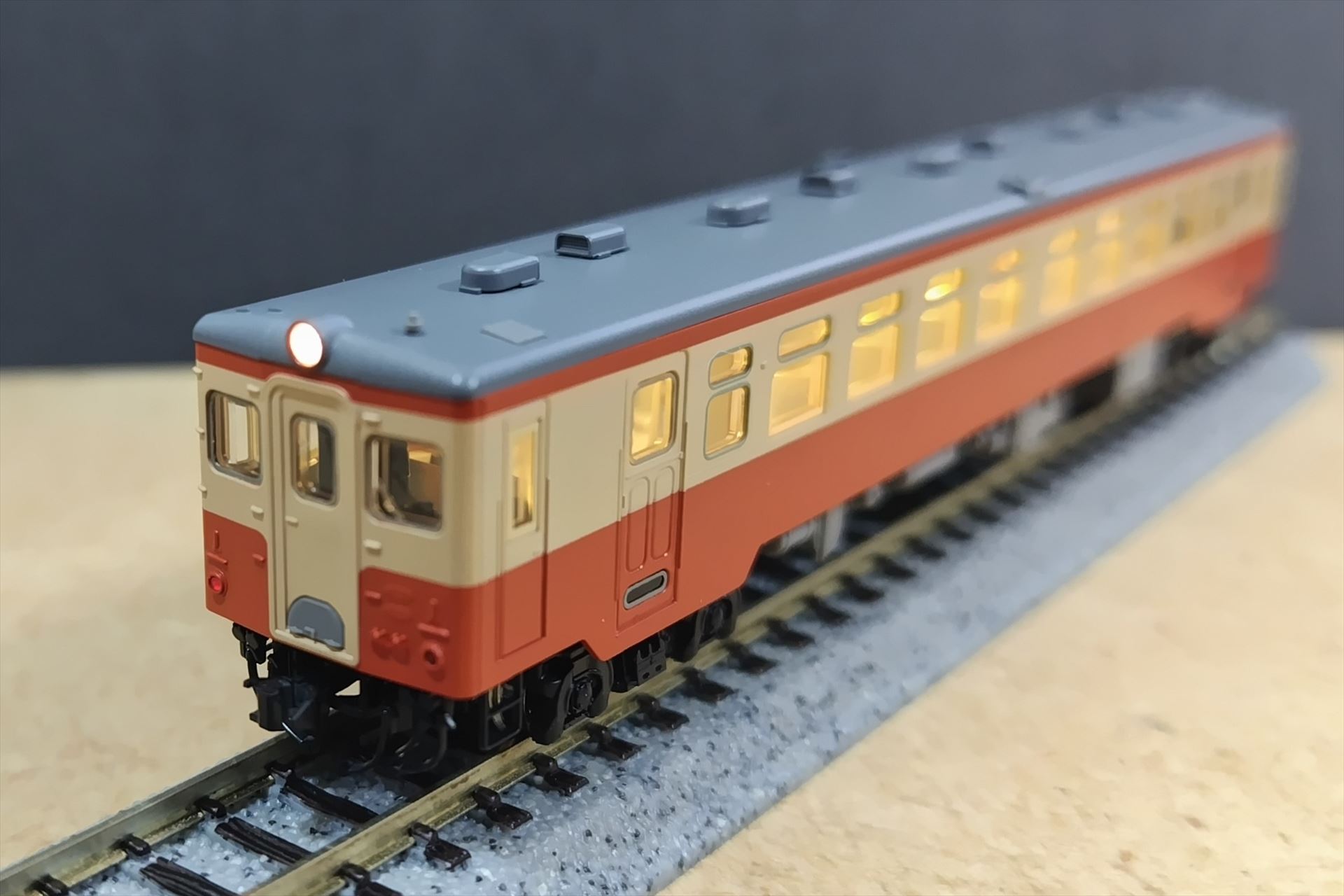 2448-3-01.jpg 2448-3-01.jpg